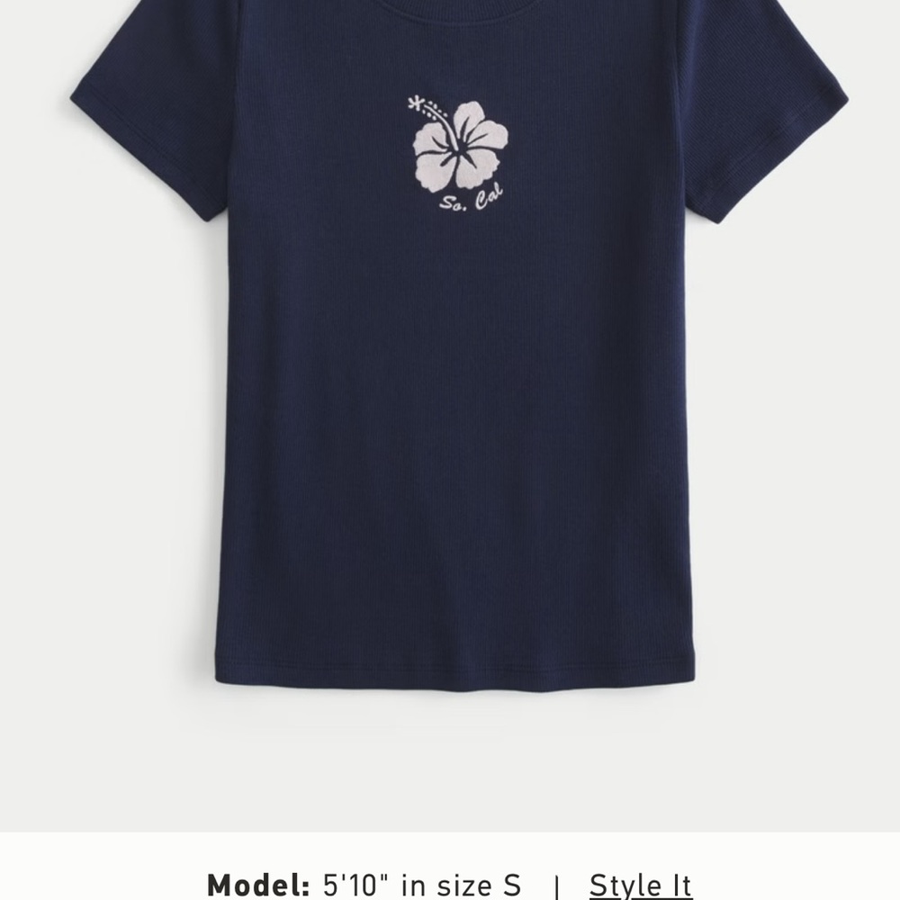 Hollister navy Short Sleeve Tee with Graphic Emblem
